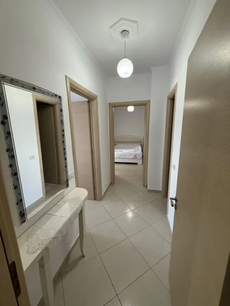 Tirane, jap me qera apartament 2+1+Ballkon Kati 7, 100 m² 600 € (Don Bosko, Prane Viva Market)