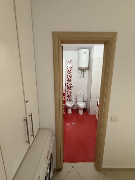 Tirane, jap me qera apartament 2+1+Ballkon Kati 7, 100 m² 600 € (Don Bosko, Prane Viva Market)