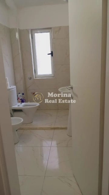 Tirane, jepet me qera apartament 1+1 Kati 4, 52 m² 450 € (21 Dhjetori 450)