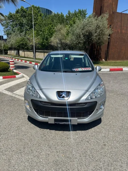 Tirane, shes makine PEUGEOT 308 1.6 BENZIN VITI 2010  gri metalizato automatik Klima