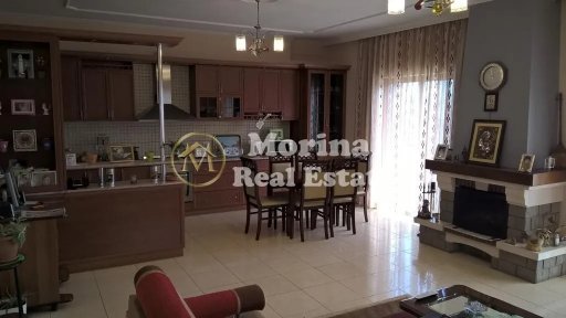 Tirane, jepet me qera Vile 2 Katshe Kati 2, 505 m² 650 € (Laprak)