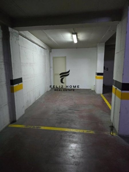 Tirane, shitet apartament 2+1+Ballkon Kati 3, 105 m² 300.000 € (LIQENI I THATE)