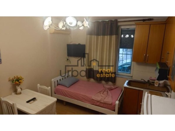 Tirane, jepet me qera garsonier Kati 1, 40 m² 400 € (Vasil Shanto)
