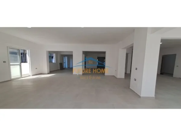 Tirane, jepet me qera ambjent biznesi Kati 0, 950 m² 6.500 € (Dritan Hoxha)