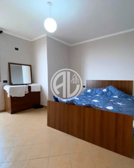 Durres, shitet 1+1 Kati 7,