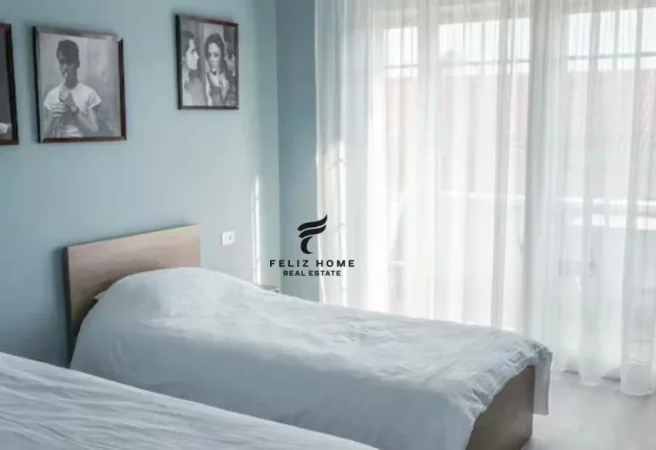 Tirane, jepet me qera apartament 2+1+Ballkon Kati 4, 73 m² 800 € (RRUGA E DURRESIT)