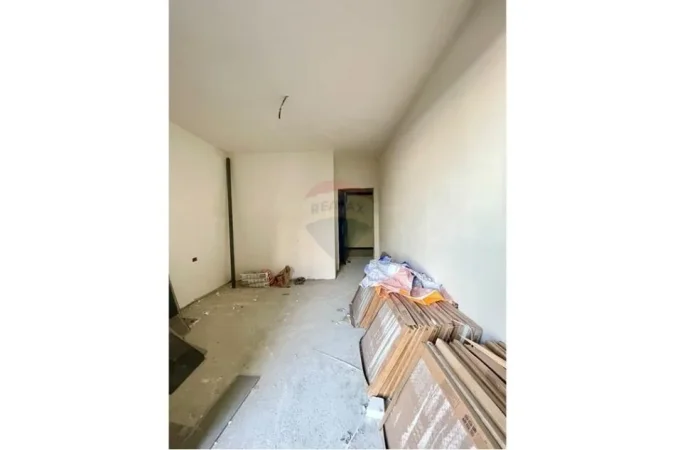 Tirane, shitet apartament 2+1+Ballkon Kati 4, 105 m² 235.000 € (Muhedin Llagani)