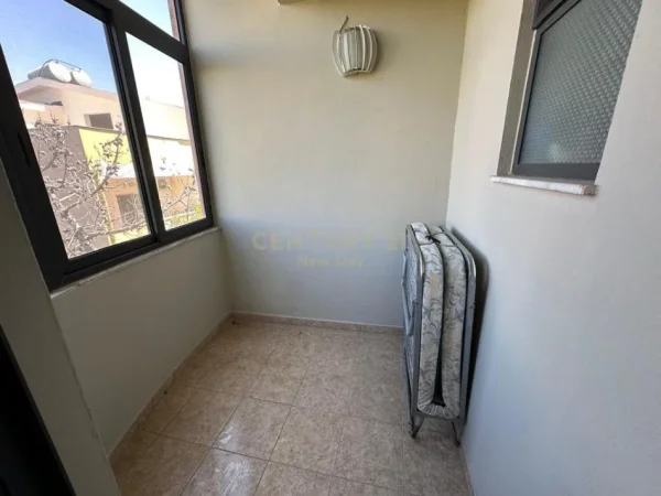 Durres, shitet apartament 1+1 Kati 4, 80 m² 95.000 € (Shkembi Kavajes)
