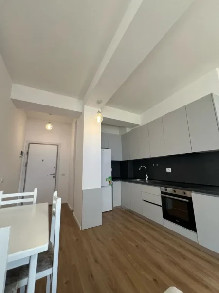 Tirane, shes apartament 2+1+Ballkon Kati 3, 74 m² 120.000 € (Pasho Hysa)