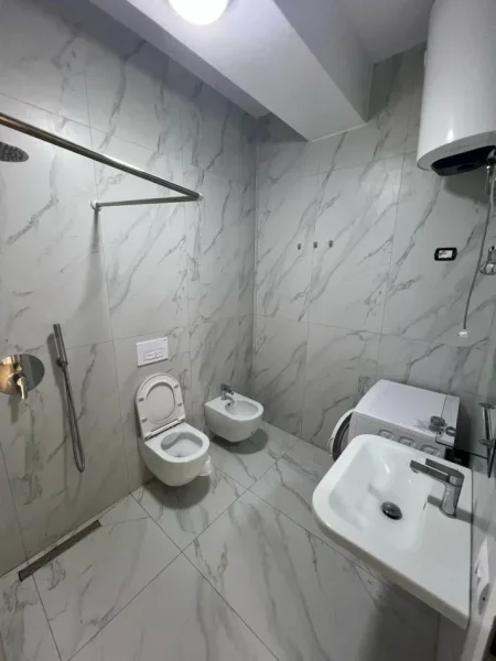 Tirane, shes apartament 2+1+Ballkon Kati 3, 74 m² 120.000 € (Pasho Hysa)