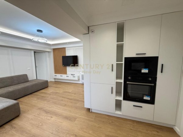 Durres, jepet me qera apartament 1+1 , 50 m² 500 € (Bluestar Durres)