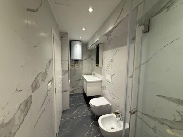 Durres, jepet me qera apartament 1+1 , 50 m² 500 € (Bluestar Durres)