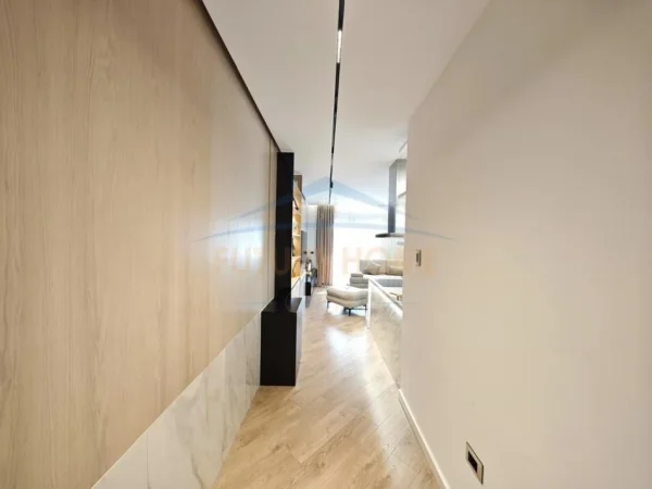 Durres, shitet apartament 2+1+Aneks+Ballkon Kati 5, 107 m² 270.000 € (Plazh Hekurudha)