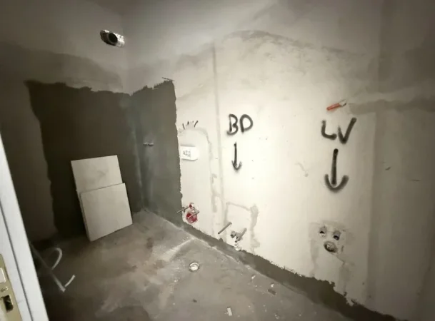 Tirane, shitet apartament 1+1+Ballkon , 80 m² 117.000 € (Rruga 5 Maji)