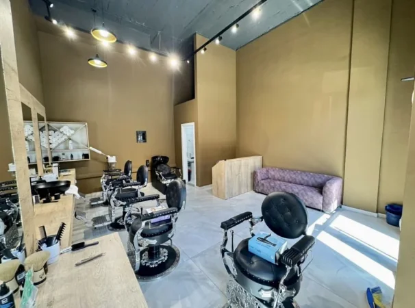 📣 SHITET BIZNESI Barber Shop ❌ JO AMBIENTI📍 Astir , Prane Vila L ✨