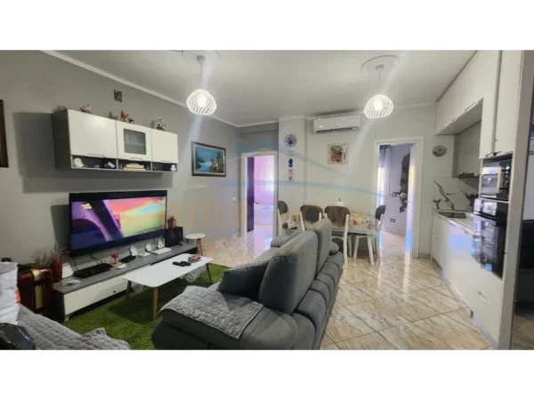 Tirane, shitet apartament 2+1 Kati 4, 63 m² 110.000 € (Golem,Durres)