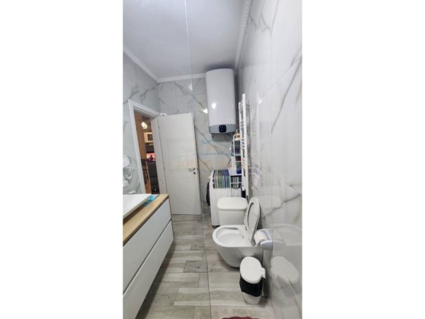 Tirane, shitet apartament 2+1 Kati 4, 63 m² 110.000 € (Golem,Durres)