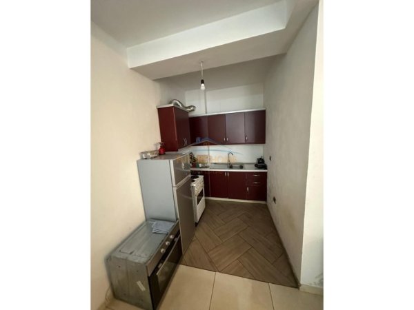 Tirane, shitet apartament 2+1 Kati 3, 72 m² 105.000 € (Unaza e Re)