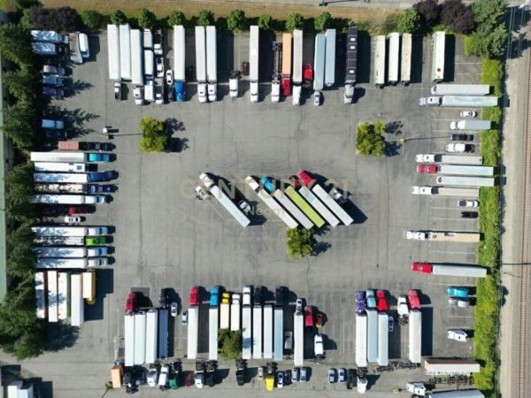 Tirane, jepet me qera toke , 6.000 m² (VAQARR)