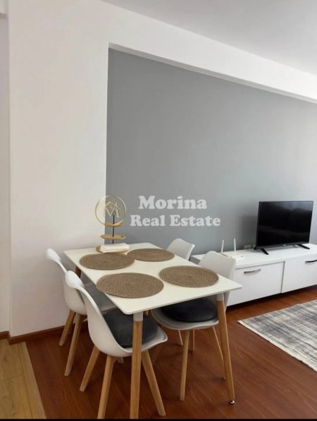 Tirane, jepet me qera apartament 2+1 Kati 4, 80 m² 600 € (Fusha Aviacionit-Kompleksi Star)