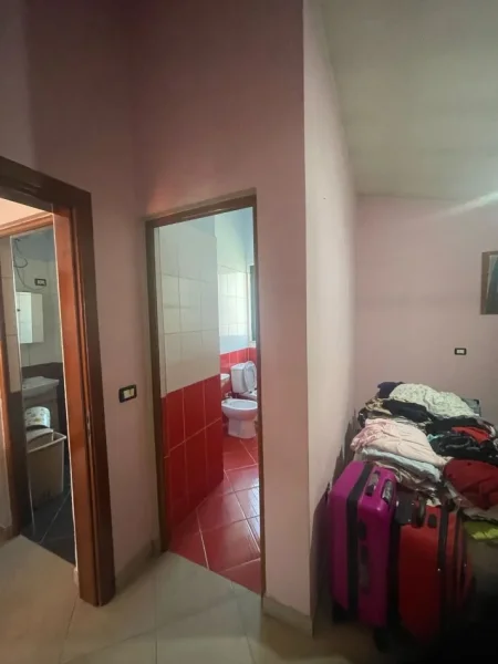 Tirane, shitet Vile 2 Katshe Kati 3, 278 m² 300.000 € (Bathore (rruga CO-Plan))