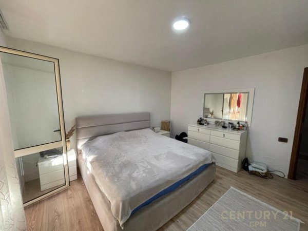 Tirane, shitet apartament 3+1 Kati 4, 110 m² 150.000 € (Ali Demi)