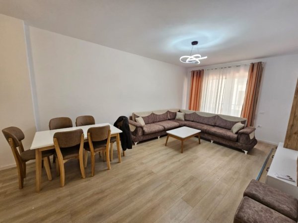 Tirane, jepet me qera apartament 2+1 Kati 2, 110 m² 750 € (don bosko)