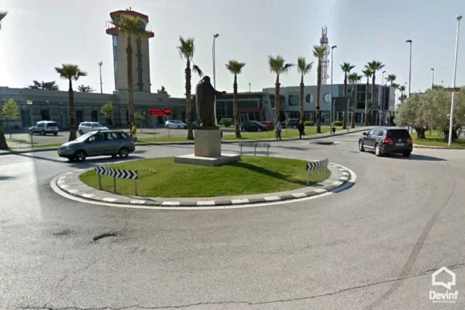 Tirane, shitet , 1.430 m² 220.000 € (rinas)