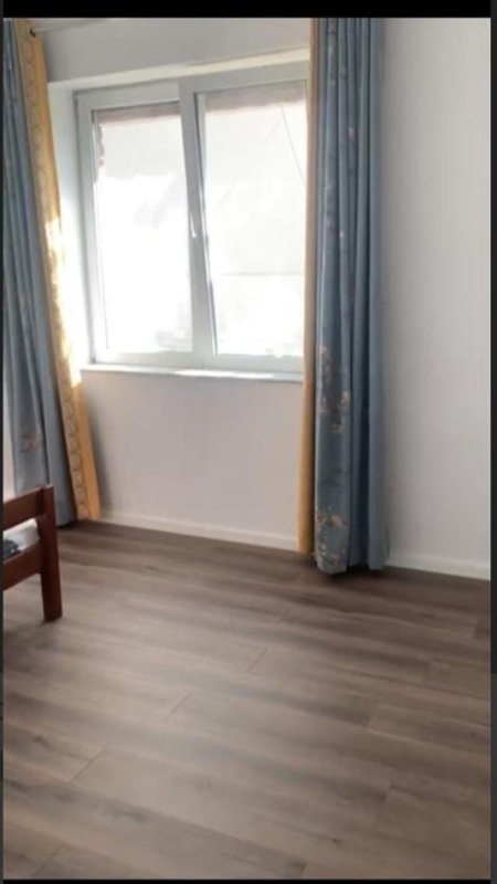 Tirane, shes apartament 2+1 Kati 1, 70 m² 140.000 € (ish tregu elektrik)