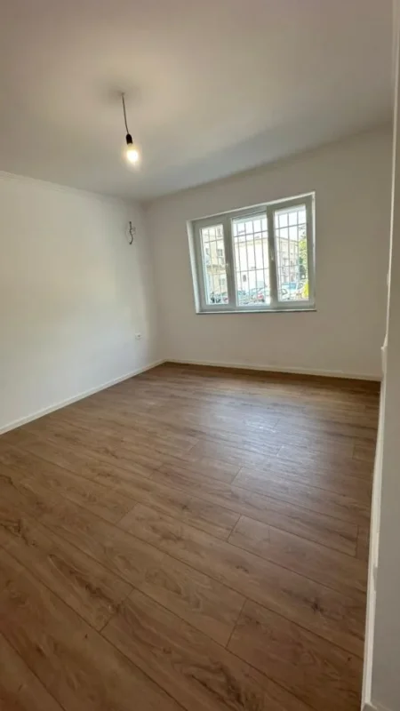 Tirane, shes apartament 2+1 Kati 1, 62 m² 118.000 € (varri bamit)