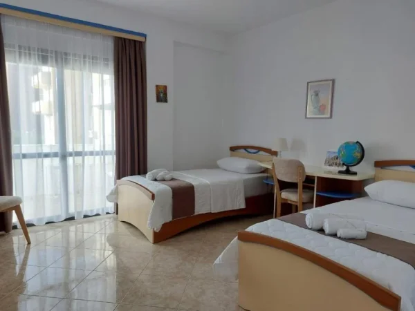 Berat, shitet apartament 3+1+Aneks+Ballkon Kati 2, 100 m²