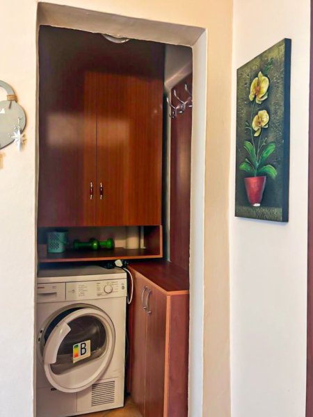 Tirane, jepet me qera apartament 2+1 Kati 3, 80 m² 700 € (Myslym Shyri)
