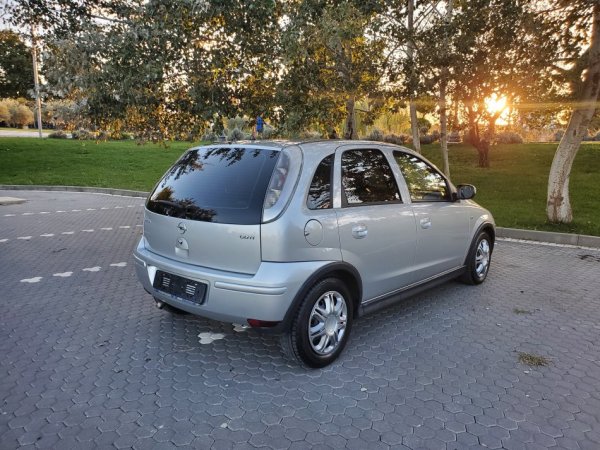 Durres, shes makine Opel Corsa Nafte, gri metalizato manuale Kondicioner 217.000 km