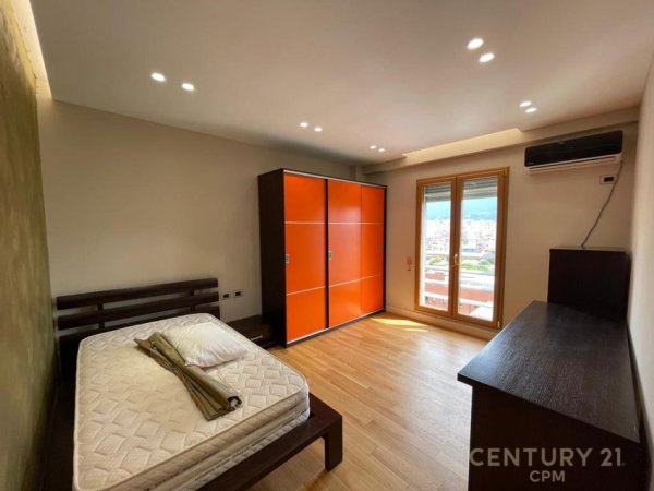 Tirane, jepet me qera apartament 2+1+Aneks+Ballkon Kati 8, 103 m² 1.700 € (LICEU ARTISTIK)