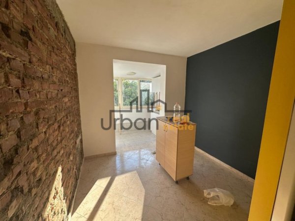 Tirane, jepet me qera zyre Kati 2, 80 m² 680 € (Myslym Shyri)