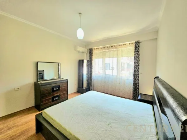 Tirane, shes apartament 2+1+Aneks+Ballkon Kati 5, 90 m² 196.000 € (Liqeni i Thate, FZ)