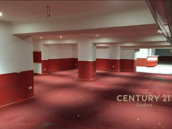 Tirane, shes ambjent biznesi Kati -1, 425 m² 890.000 € (Selvia)