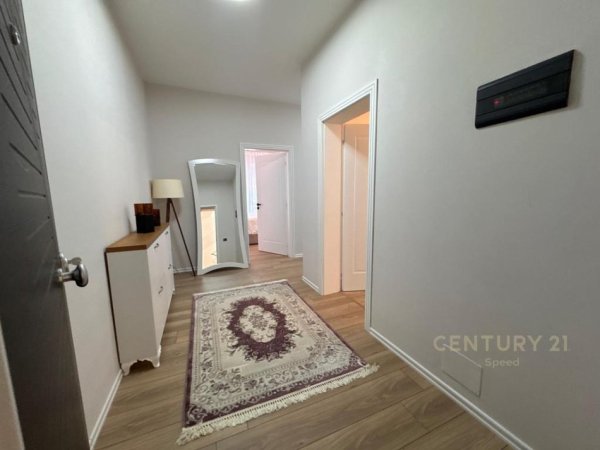 Tirane, jepet me qera apartament 2+1 Kati 2, 110 m² 800 € (Kopshti Zoologjik)