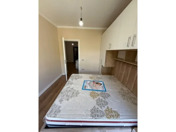 Durres, shitet apartament 1+1 Kati 4, 73 m² 73.000 € (SHITET APARTAMENT 1+1 TEK SHKEMBI I KAVAJES!)