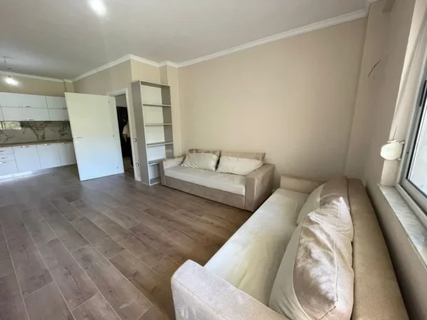Durres, shitet apartament 1+1 Kati 4, 73 m² 73.000 € (SHITET APARTAMENT 1+1 TEK SHKEMBI I KAVAJES!)