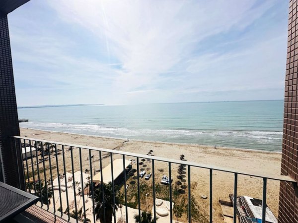 Durres, shitet apartament 2+1+Ballkon Kati 8, 111 m² 245.000 € (NE PLAZHIN E DURRESIT, PRANE SHKEMBIT TE KAVAJES)