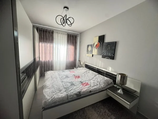 Tirane, shitet apartament 1+1+Ballkon Kati 6, 63 m² 93.000 € (Bulevardi Migjeni)