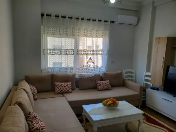Tirane, shitet apartament 1+1+Ballkon Kati 8, 65 m² 95.000 € (YZBERISHT)