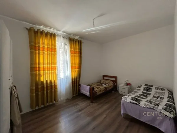 Tirane, shes apartament 2+1 Kati 2, 70 m² 135.000 € (Ish Tregu Eleketrik)