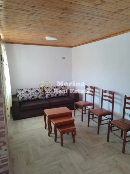Tirane, jepet me qera shtepi 3+1 Kati 2, 155 m² 600 € (Prane Venu / Kodra e Priftit)