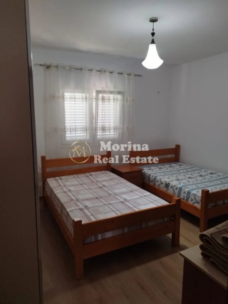 Tirane, jepet me qera shtepi 3+1 Kati 2, 155 m² 600 € (Prane Venu / Kodra e Priftit)