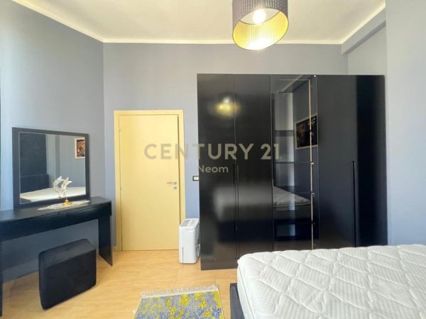 Tirane, shes apartament 1+1 Kati 1, 58 m² 75.000 € (Fresk)