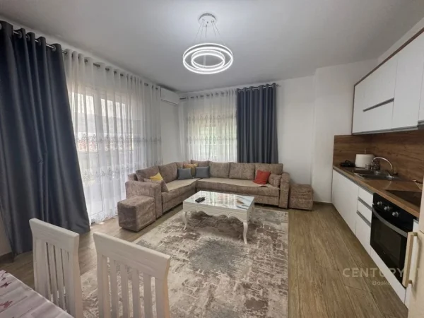 Tirane, shes apartament 1+1 Kati 5, 76 m² 135.000 € (Don Bosko)