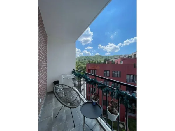 Tirane, jap me qera apartament 2+1 Kati 5, 87 m² 800 € (KODRA E DIELLIT)