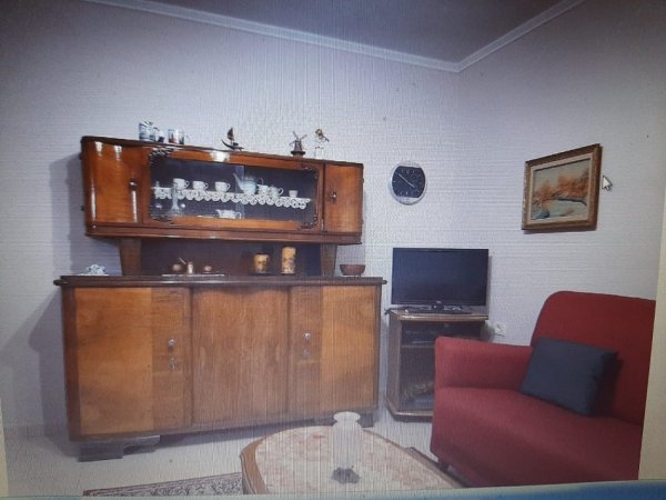 jepet me qera apartament 2+1, Bllok